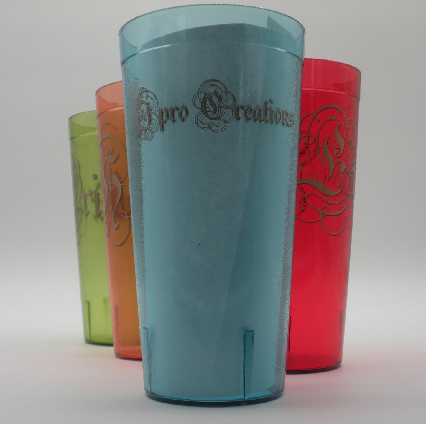 32 Ounce Everyday Use Cups with Name Engraving - Set of 4